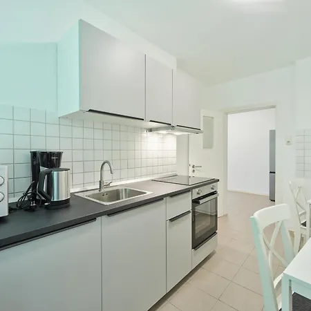 Monteurwohnungen - Romika - Naehe Trier - Grosser Parkplatz * Gusterath